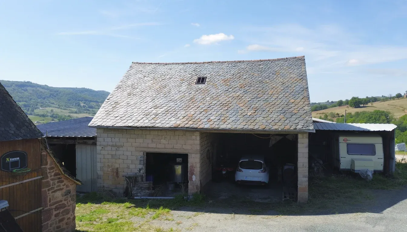 Maison de campagne à rénover avec dépendances, Mouret — photo 2