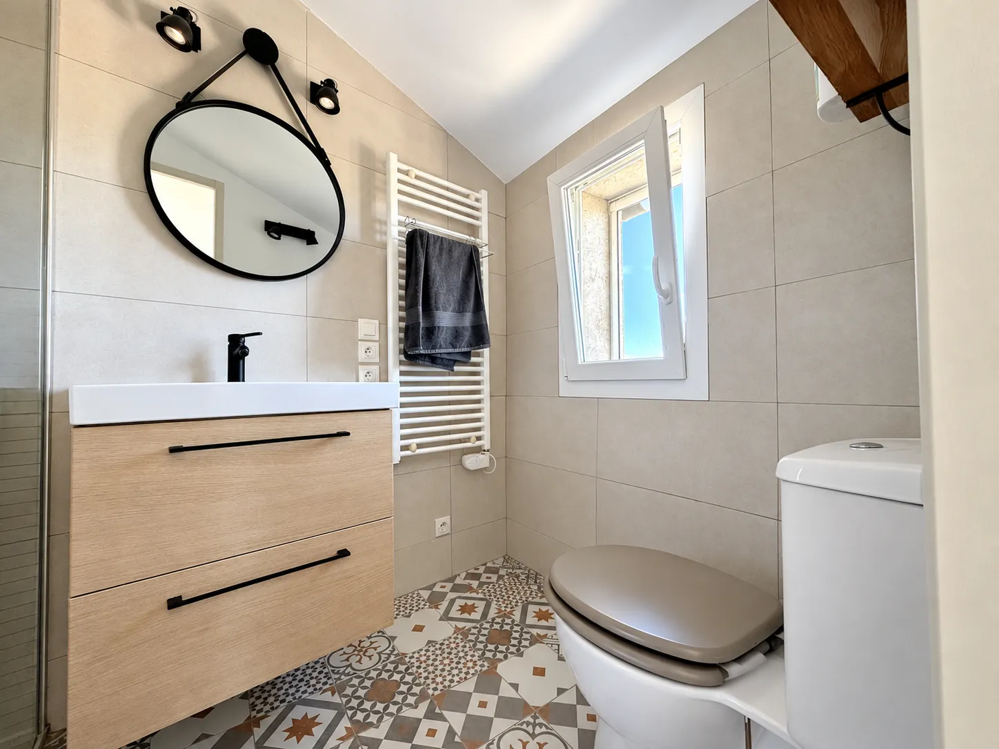 Renovated Stone Village House with Terrace in Joch photo 10