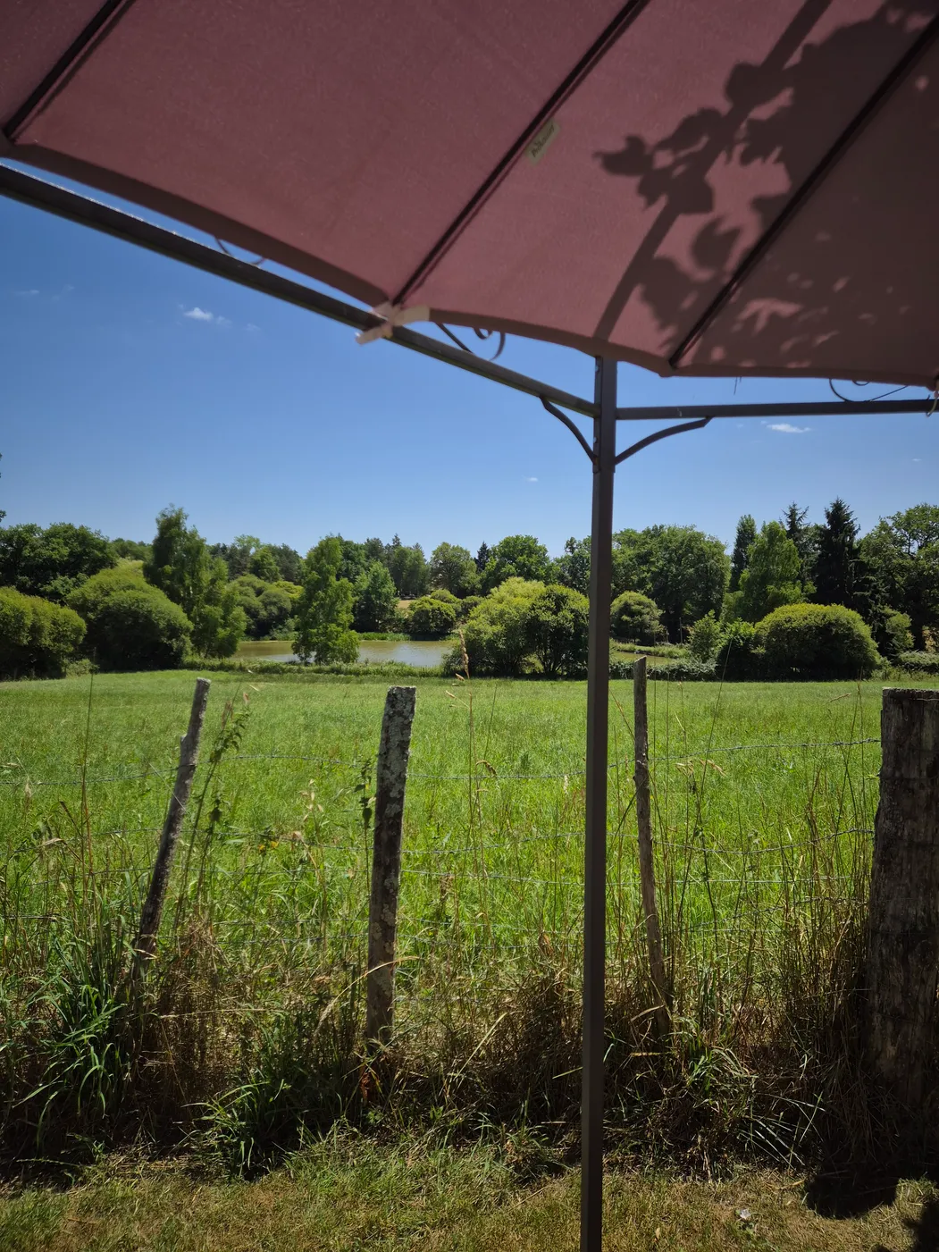 Maison de campagne avec jardin à Chabrac, Charente — photo 9