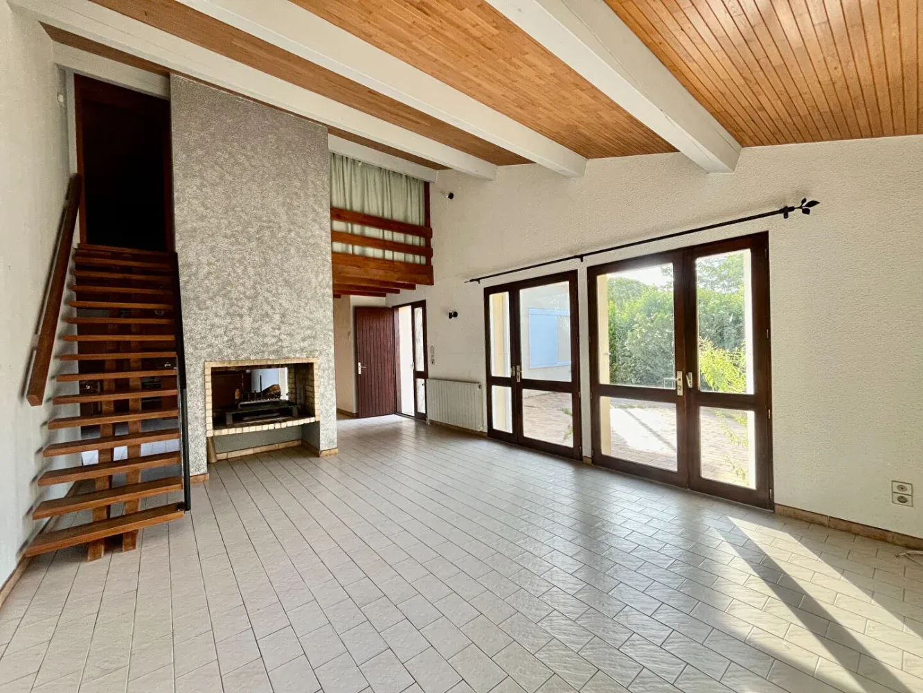Maison d’architecte à Villeneuve-sur-Lot, Lot-et-Garonne, avec jardin de 605 m² — photo 2