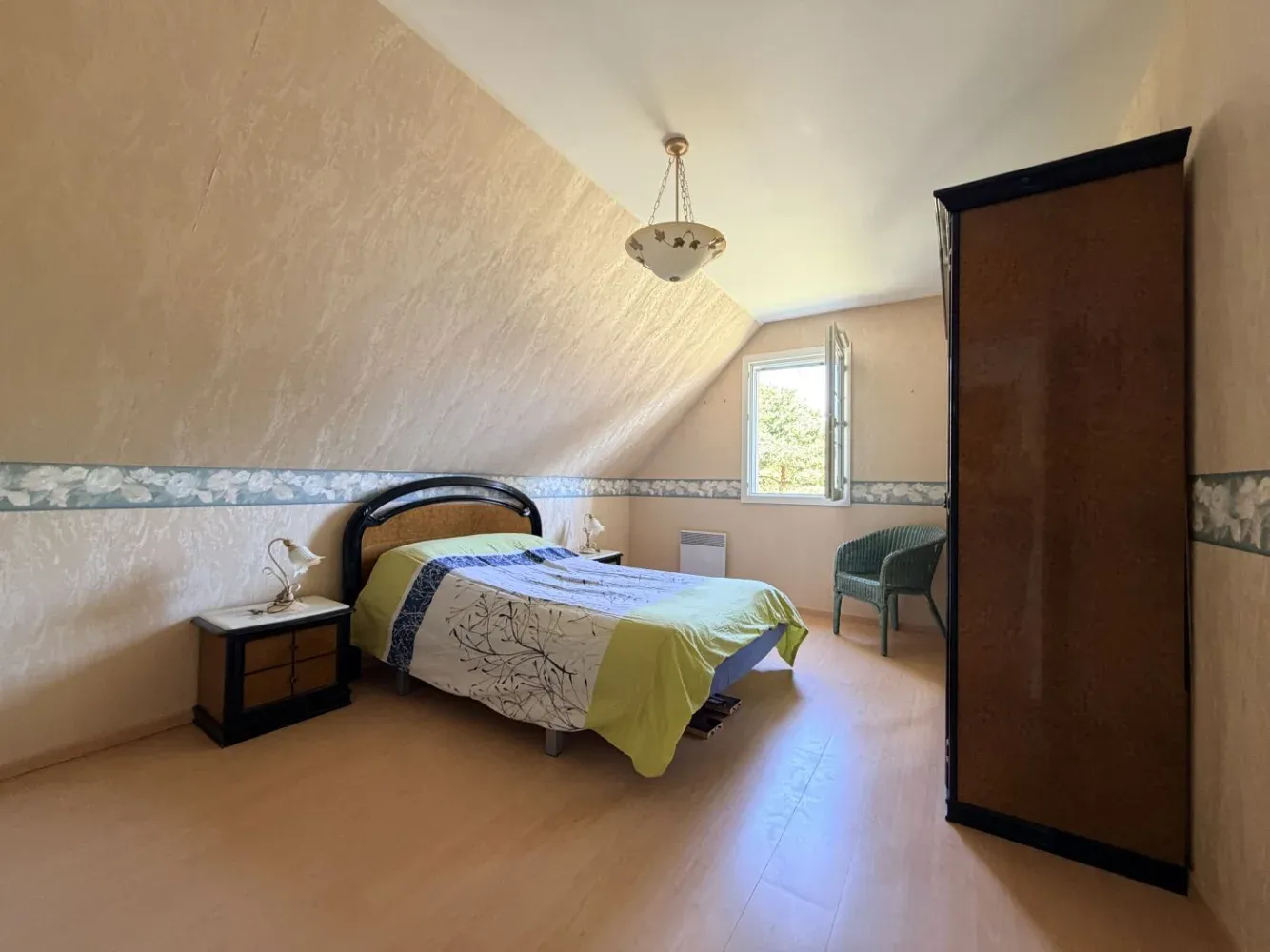 House for sale in Saint-Christophe-en-Bresse, Saône-et-Loire, with garden and double garage photo 9