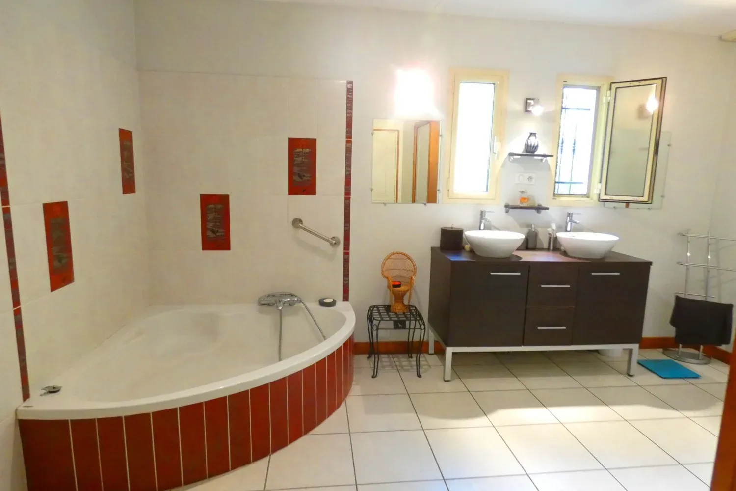 Maison d’architecte avec jardin à Marmanhac, Cantal — photo 10