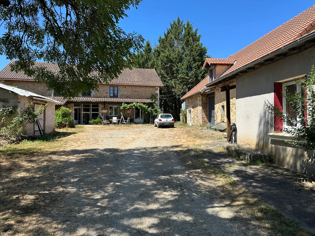 Deux maisons avec dépendances et 2,5 ha à Corgnac-sur-l'Isle, Dordogne — photo 10