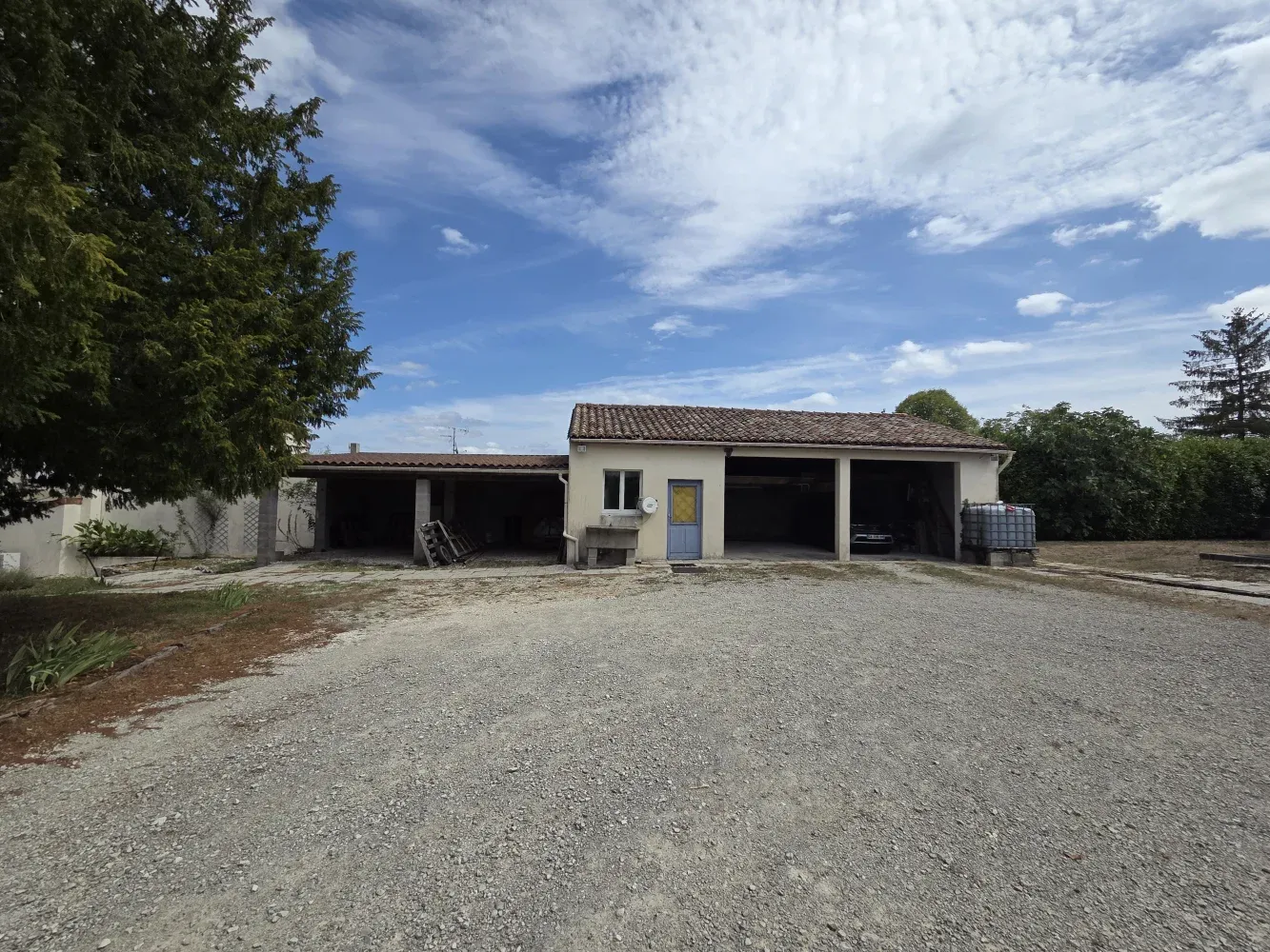 Maison de campagne avec piscine et garage 4 véhicules à Mornac, Charente — photo 5