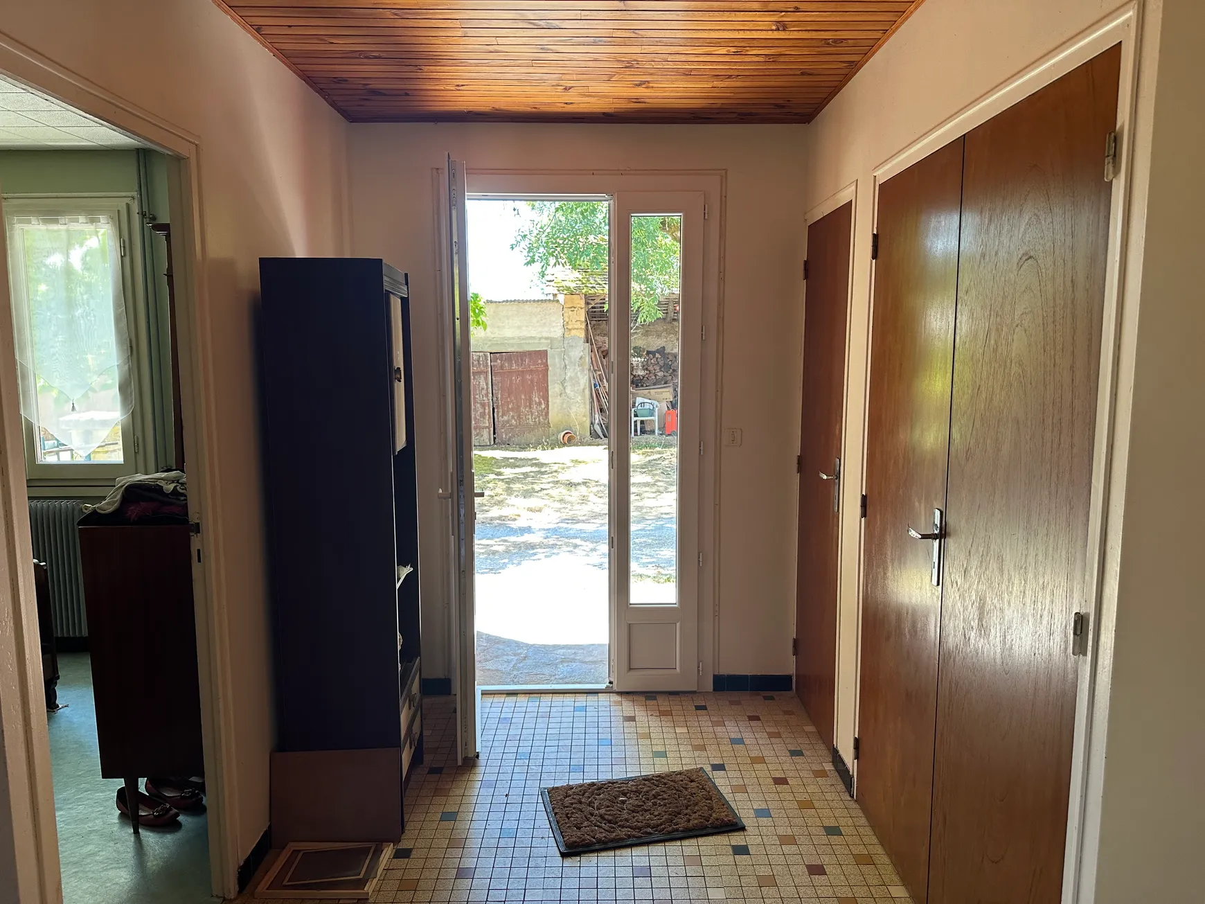 Maison de campagne en pierre avec grange à Corgnac-sur-l’Isle, Dordogne — photo 4