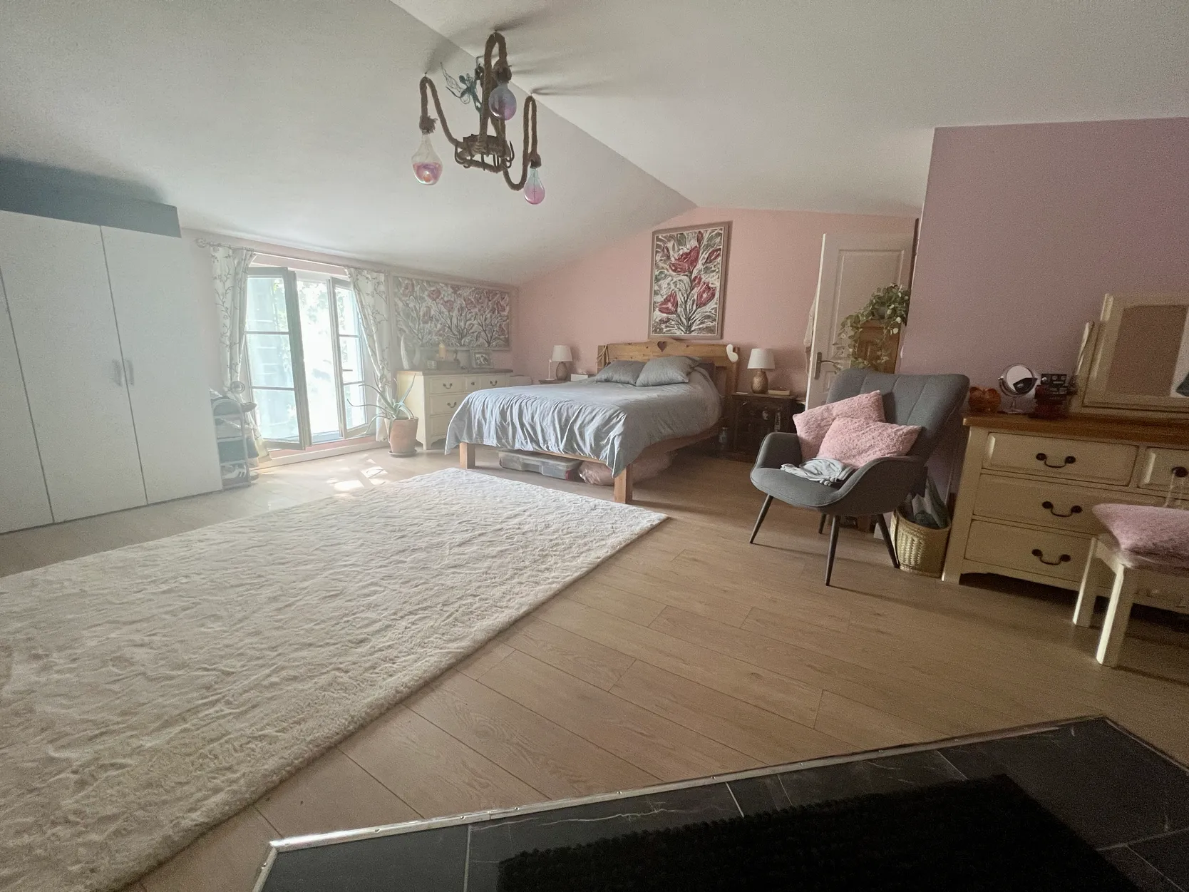 Maison individuelle rénovée avec jardin à Saint-Savinien, Charente-Maritime — photo 8