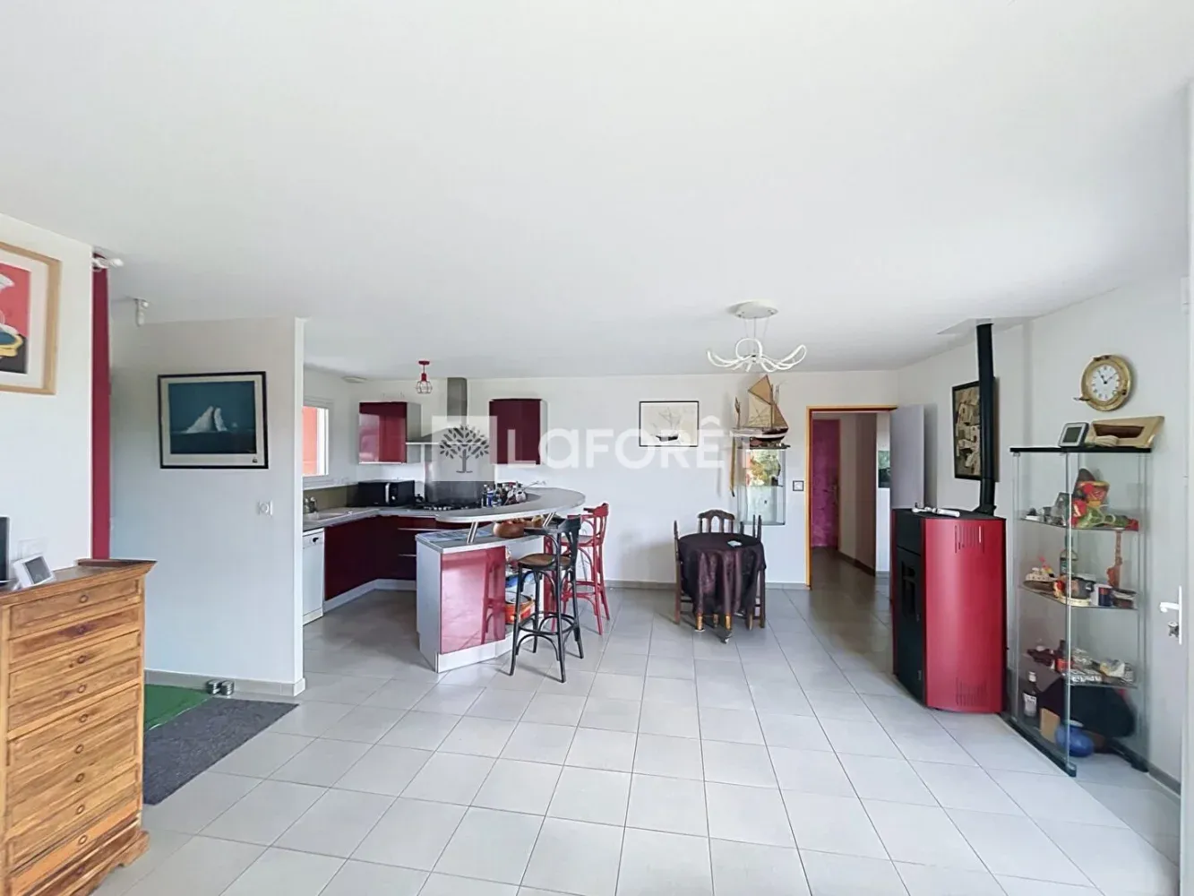Maison de plain-pied à vendre à Sartilly-Baie-Bocage, Manche, avec jardin — photo 3