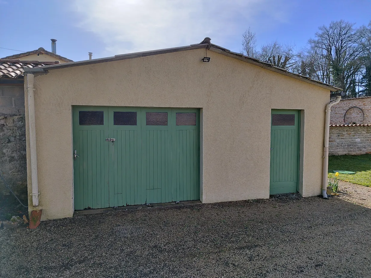 Character Home with Studio, Pool and Garden in Lorigné, Deux-Sèvres photo 2
