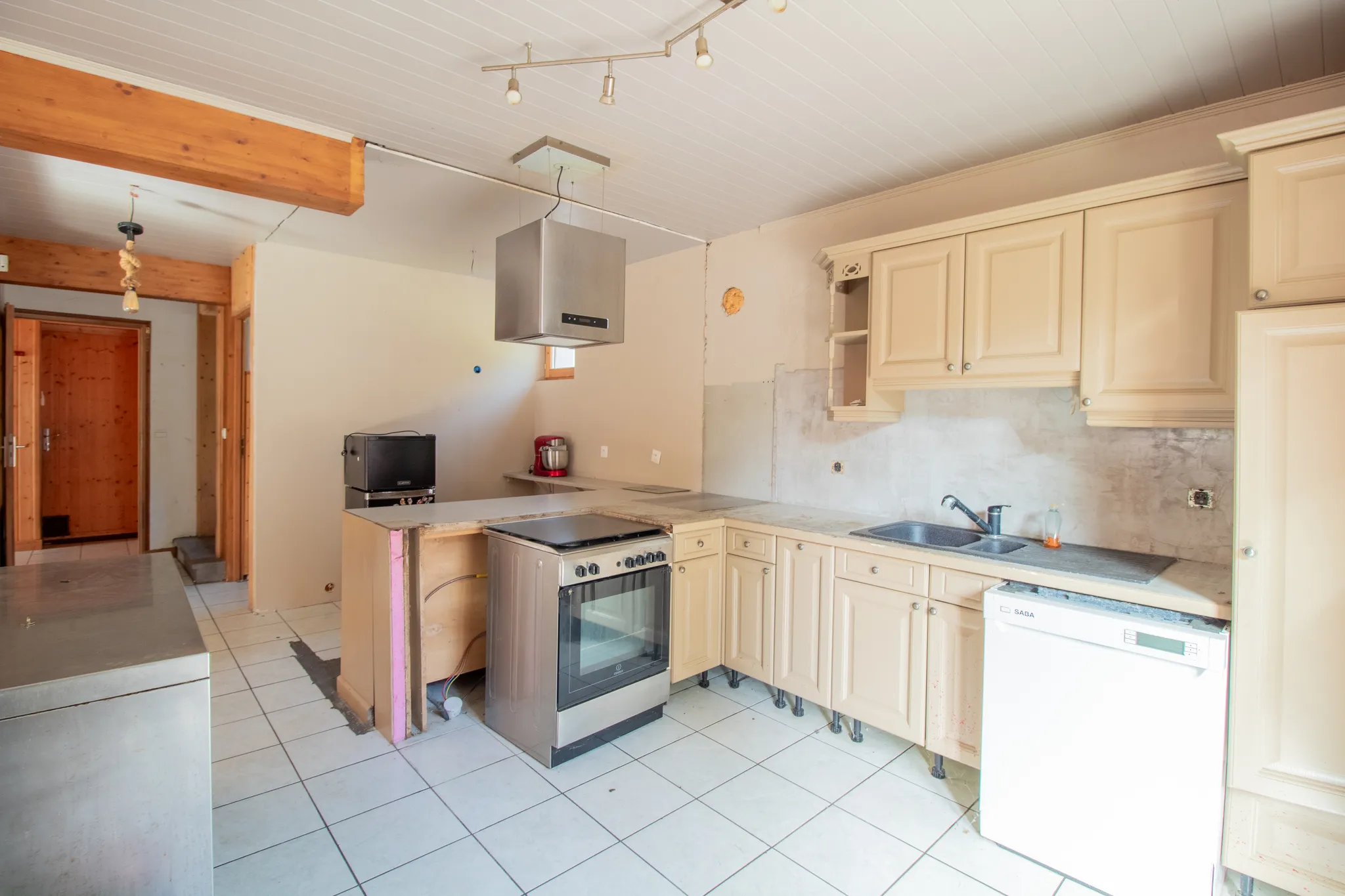 Maison familiale indépendante à La Léchère, Savoie, avec trois logements — photo 7