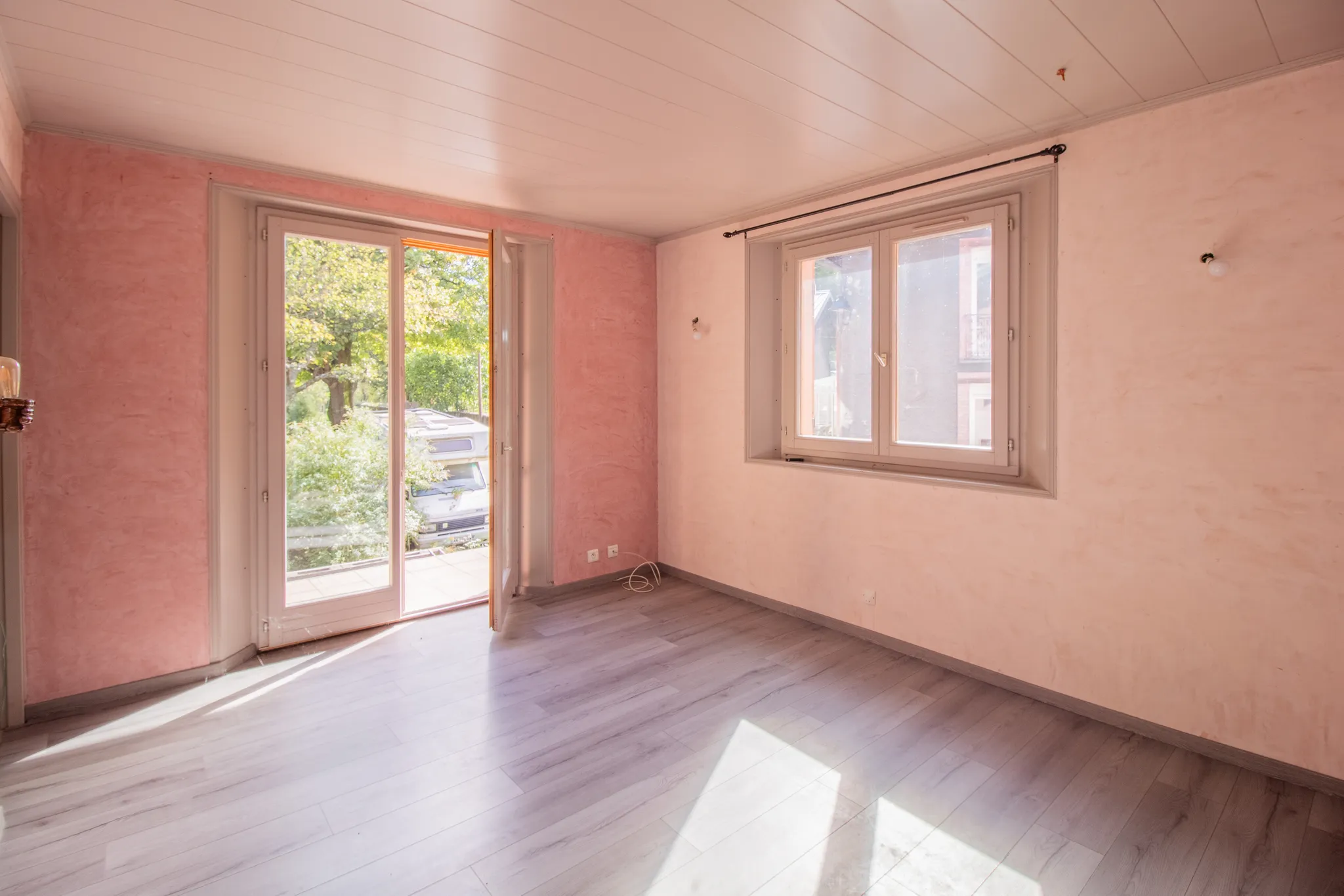 Maison familiale indépendante à La Léchère, Savoie, avec trois logements — photo 5