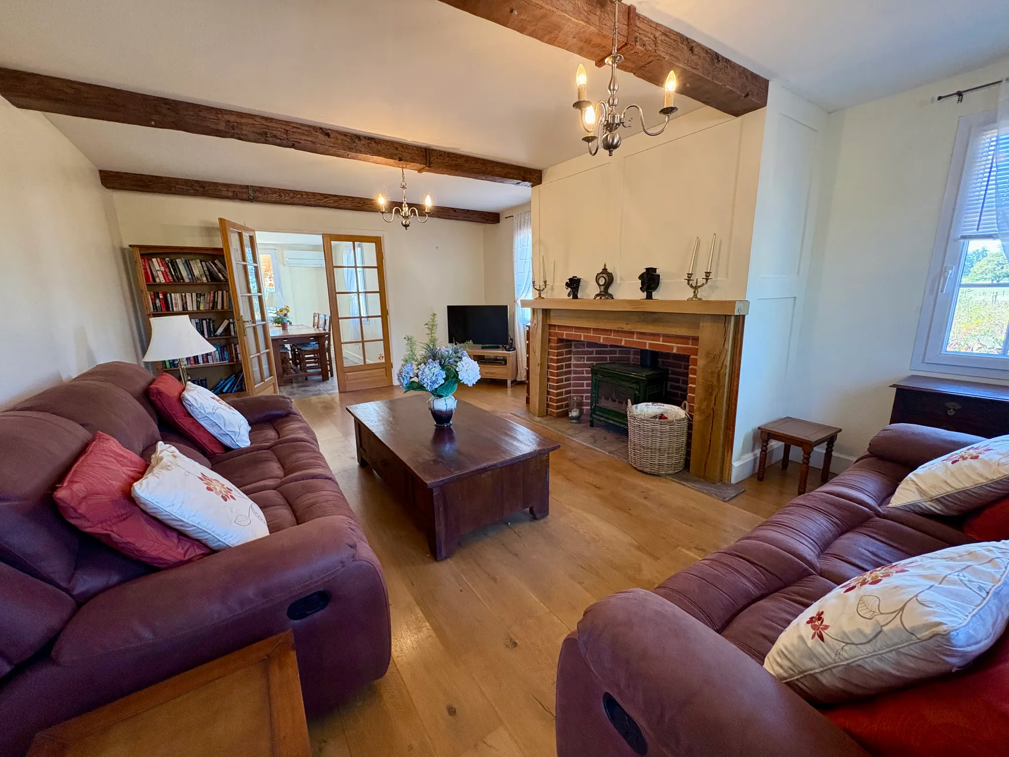 Maison familiale à vendre à Abjat-sur-Bandiat, Dordogne – 160 m² et jardin de 3 435 m² — photo 4
