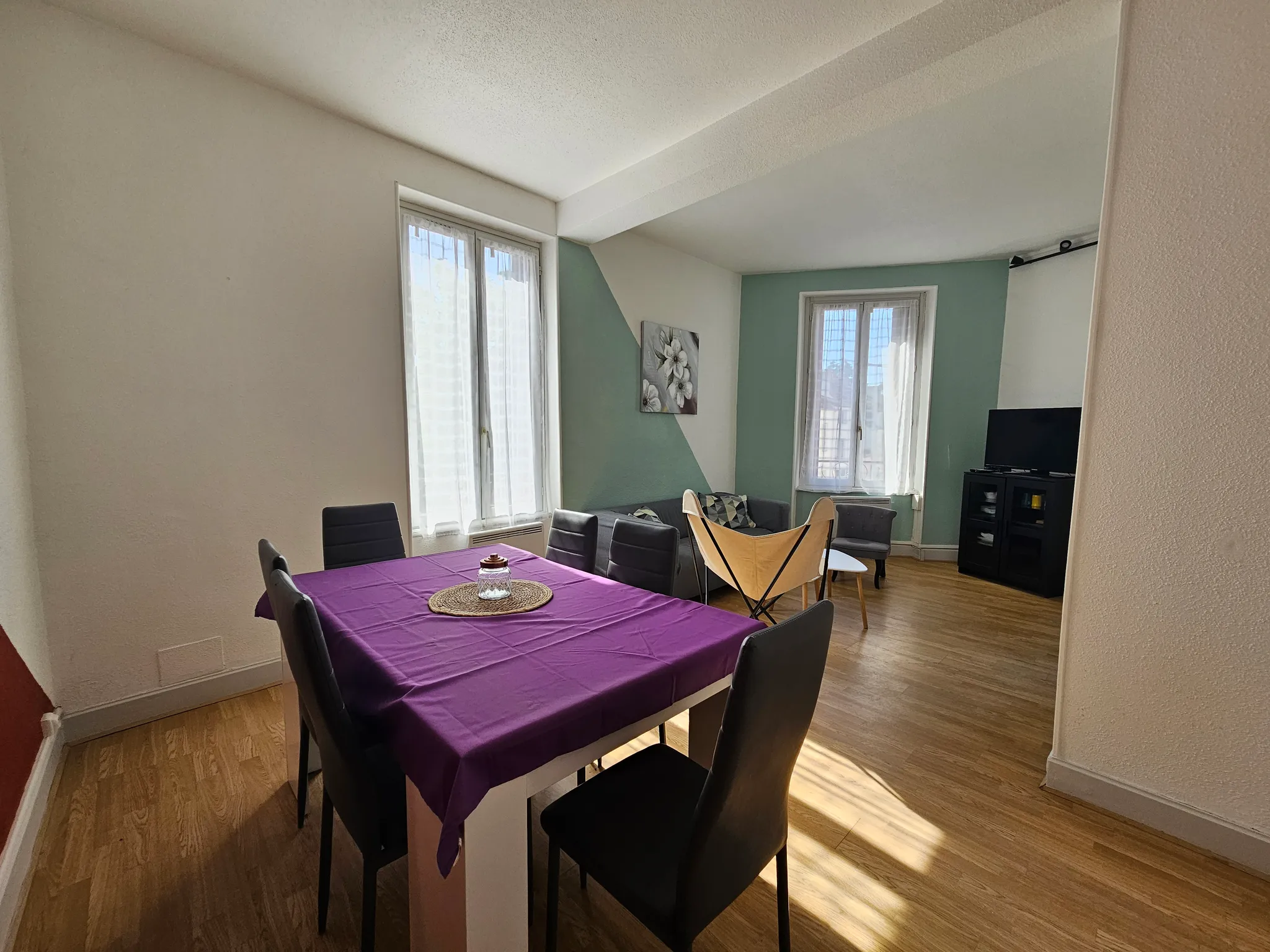 Furnished townhouse for sale in Néris-les-Bains, Allier photo 4