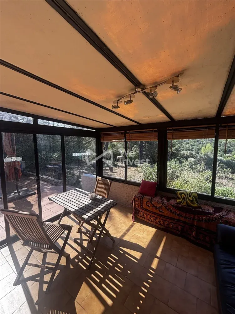 Maison de campagne rénovée à Varages, Var, avec terrain de 2 423 m² — photo 8