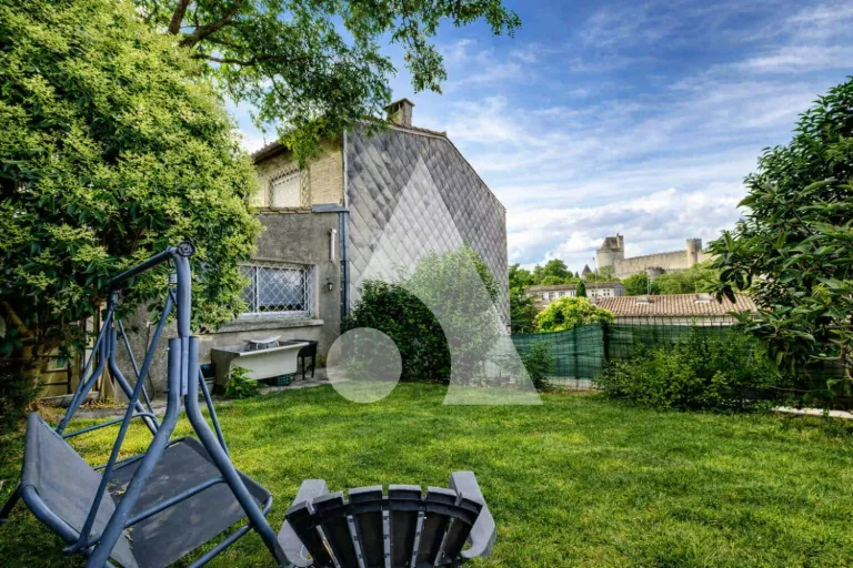Maison de ville à vendre à Carcassonne, Aude – jardin et vue sur la Cité Photo du bien