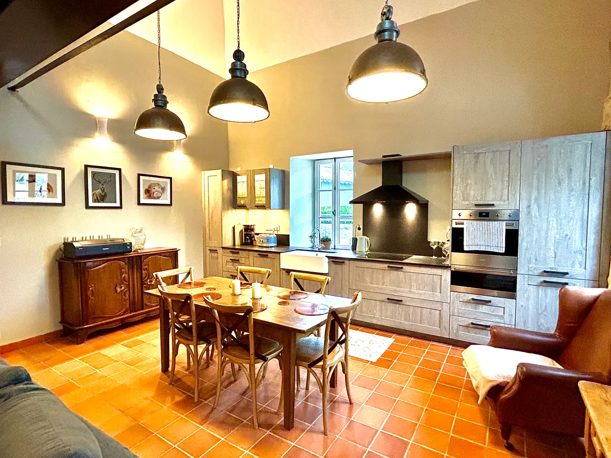 Maison de campagne rénovée avec grange aménageable à Bertren, Hautes-Pyrénées — photo 3