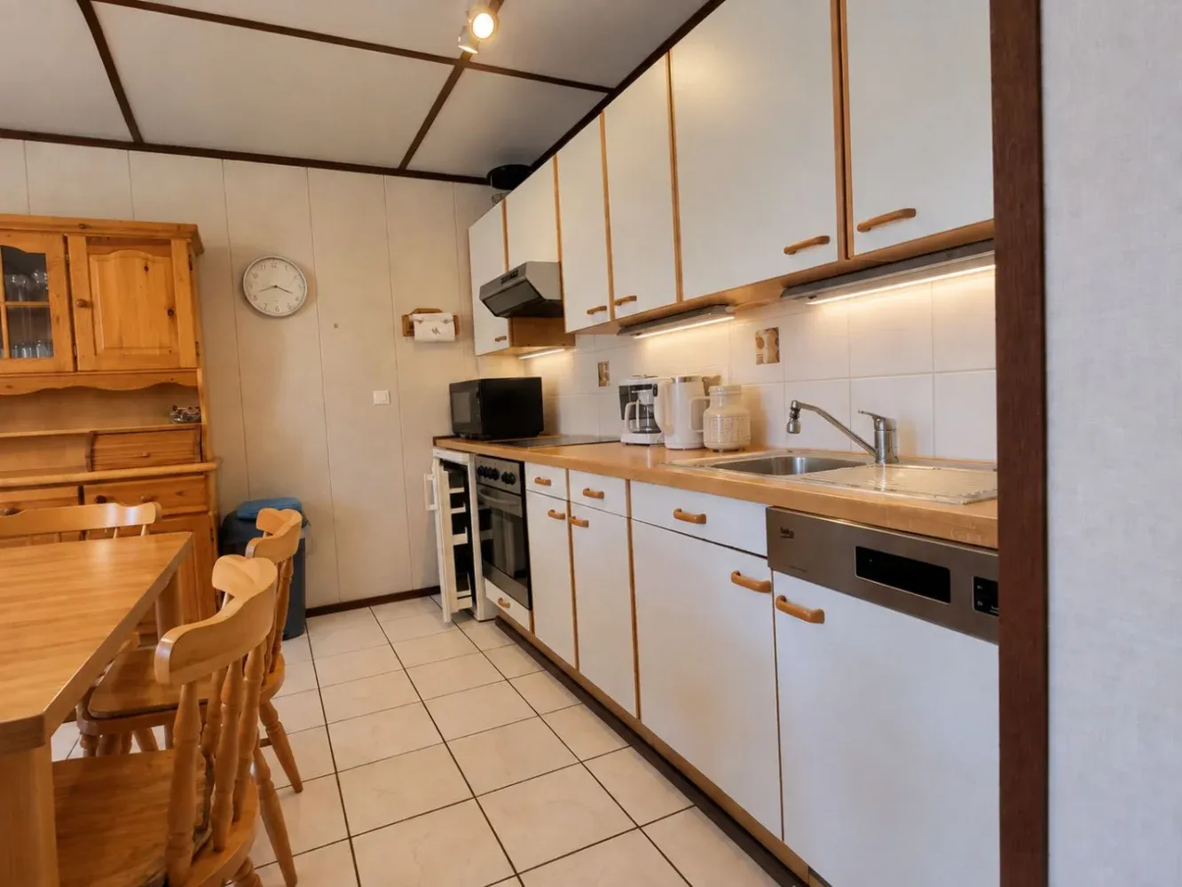 Maison d’angle à vendre à Portiragnes, Hérault, à 500 m de la plage — photo 3