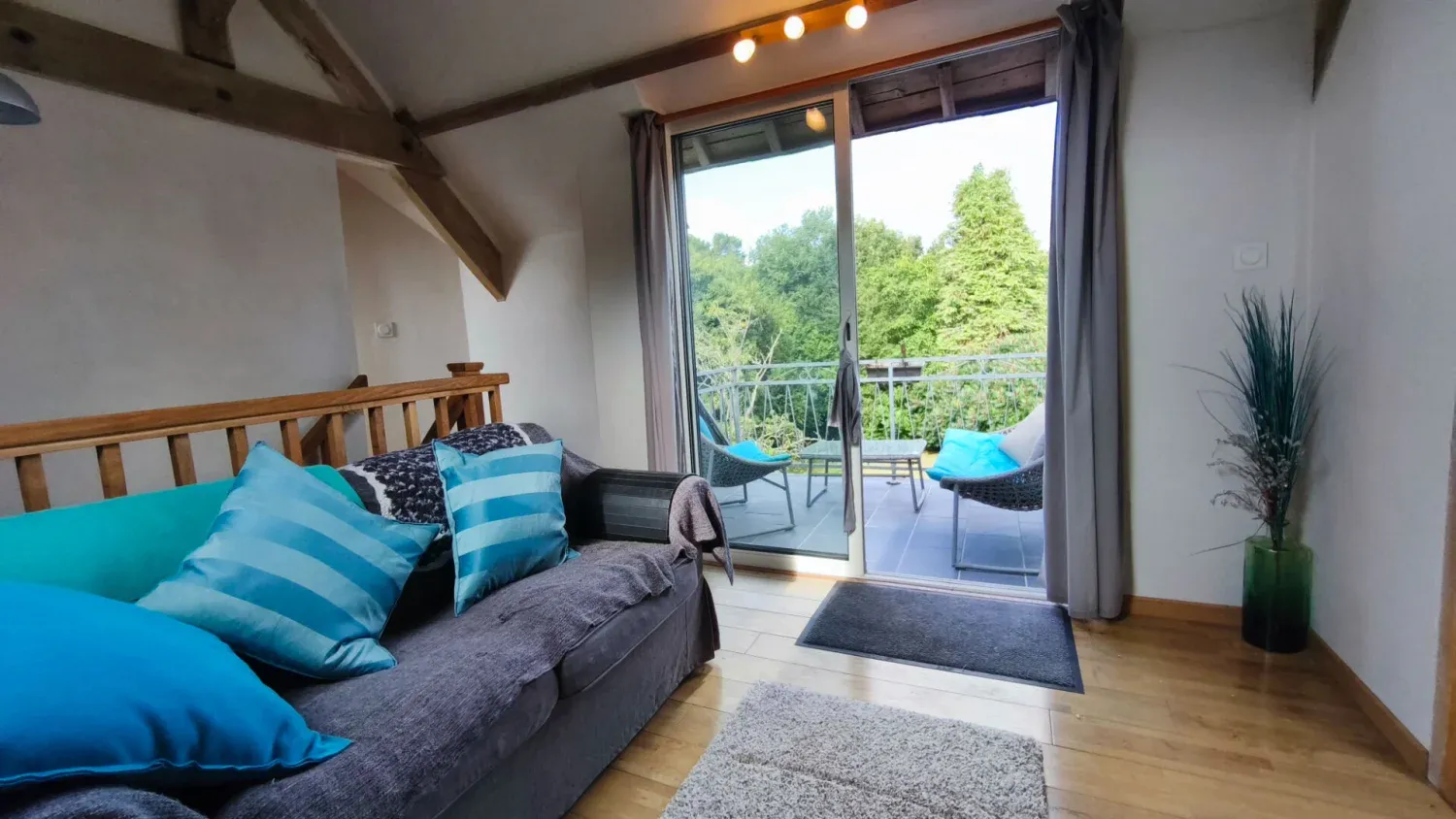 Locmalo, Morbihan : maison de campagne de 4 chambres avec jardin et garage — photo 9