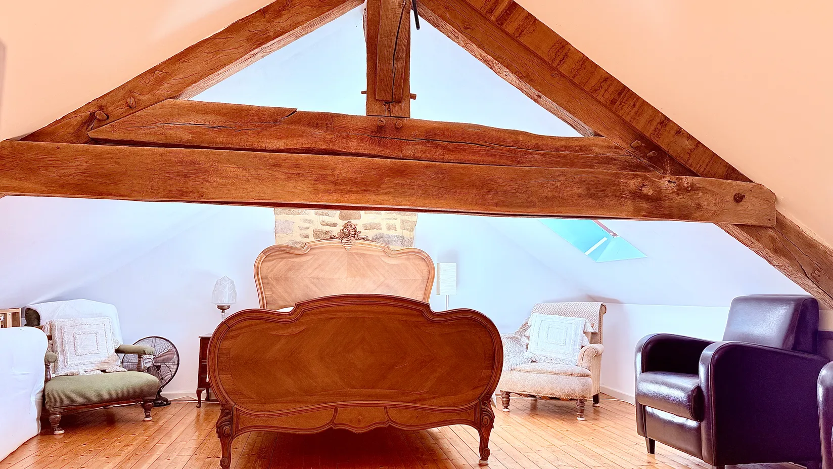 Juvigny Val d’Andaine, Orne: country house with 2.39 ha and outbuildings photo 6