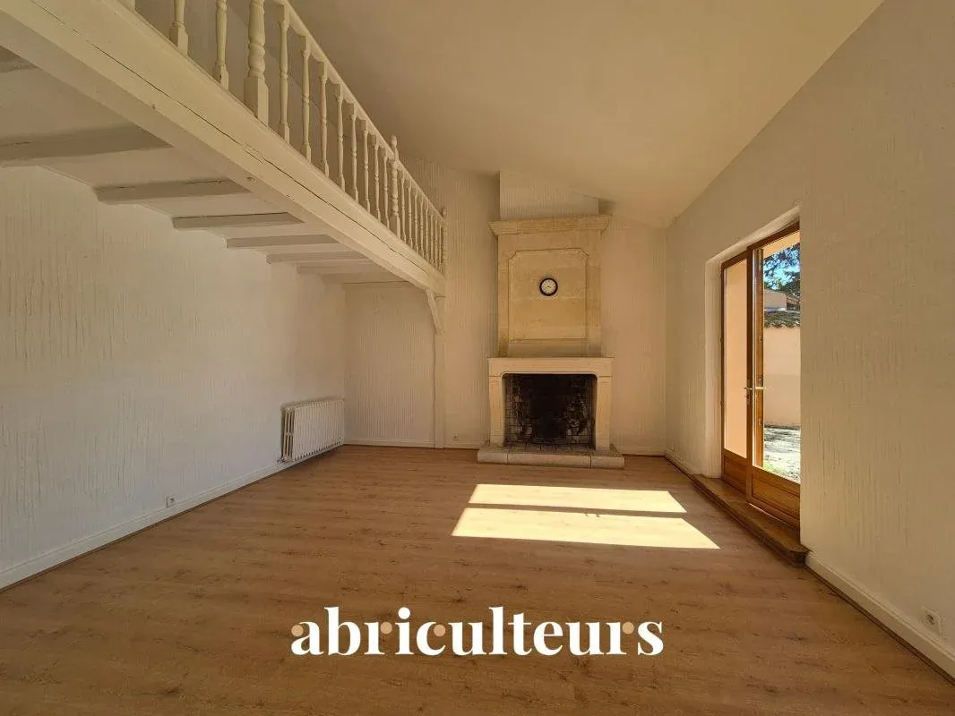 Maison familiale de plain-pied avec jardin et dépendance à Cognac, Charente — photo 5