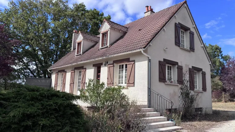 Maison de village à vendre à Bélâbre, Indre, avec jardin de 3 234 m² Photo du bien