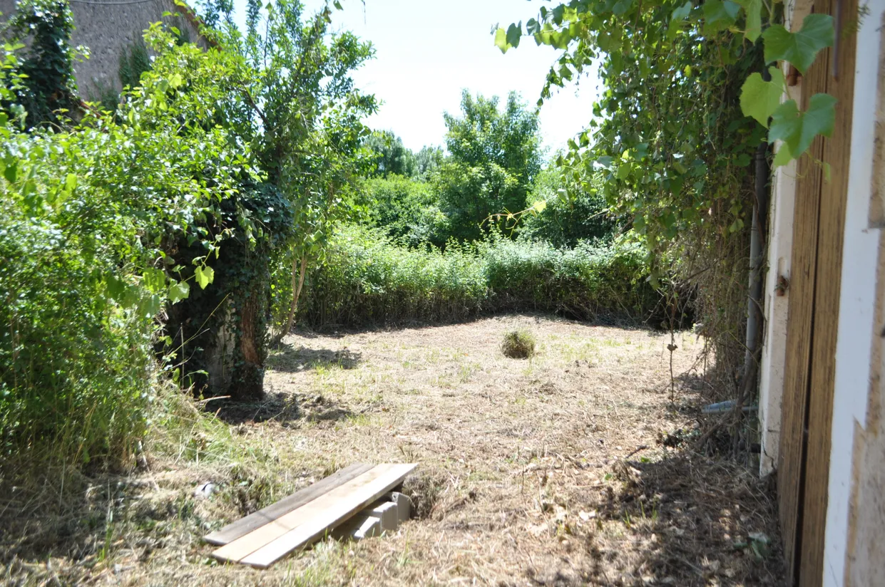 Ferme à vendre à Allemans, Dordogne : gîte, grange et terrain de 8 048 m² — photo 4