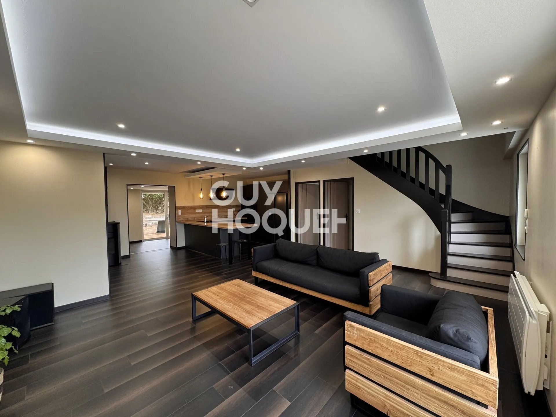 Maison familiale à vendre à Perrecy-les-Forges, Saône-et-Loire, avec terrain de 4 955 m² — photo 5