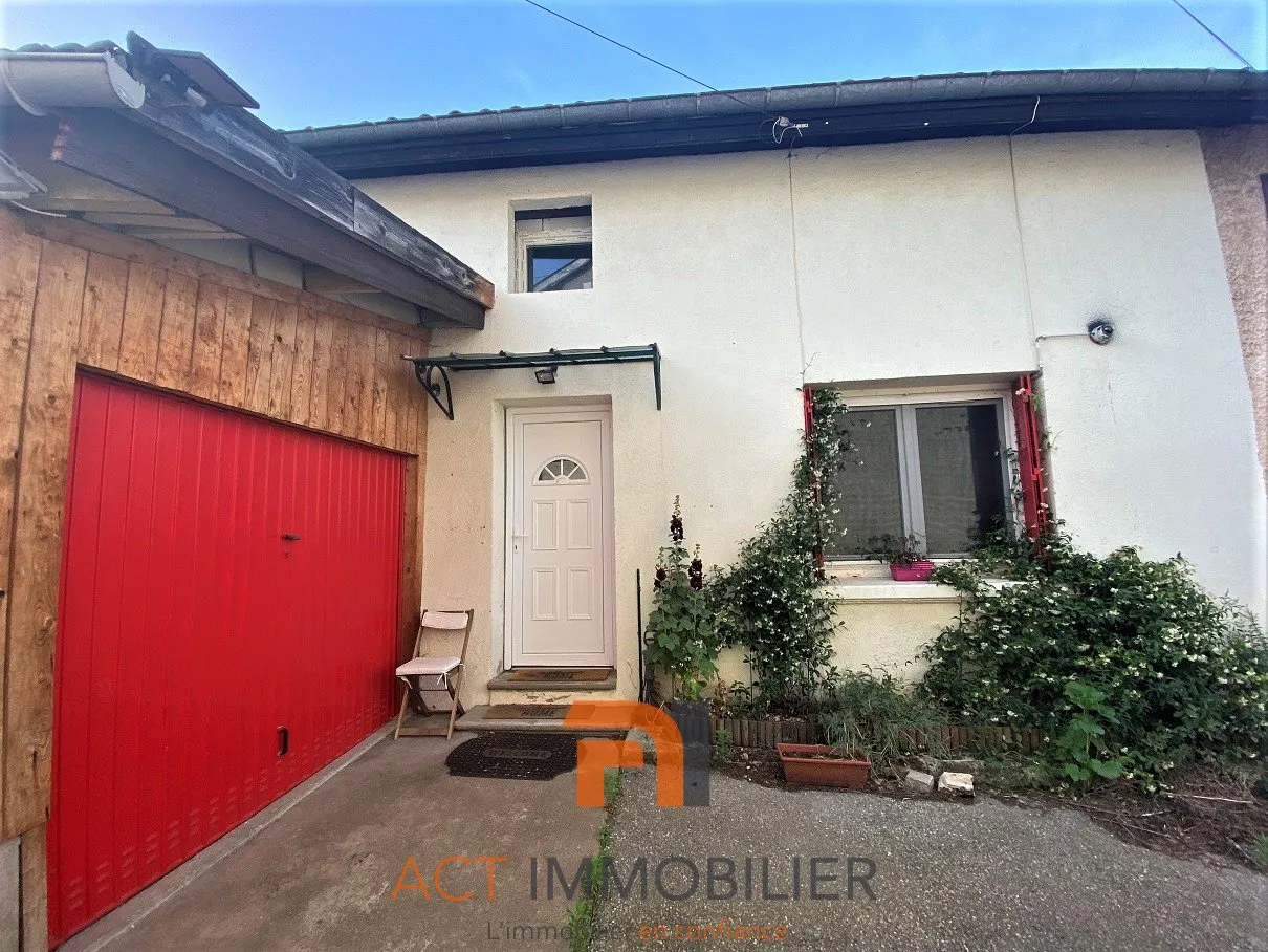 Maison de village avec jardin à Bessenay, Rhône – 100 m² et cave voûtée — photo 8