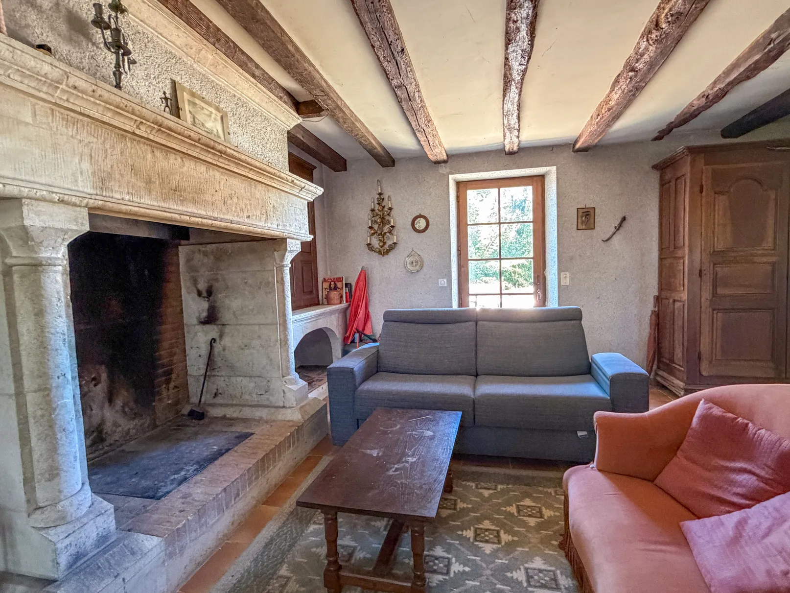 Maison de campagne à rénover avec terrain de 8 900 m² à Cœur de Causse, Lot — photo 6