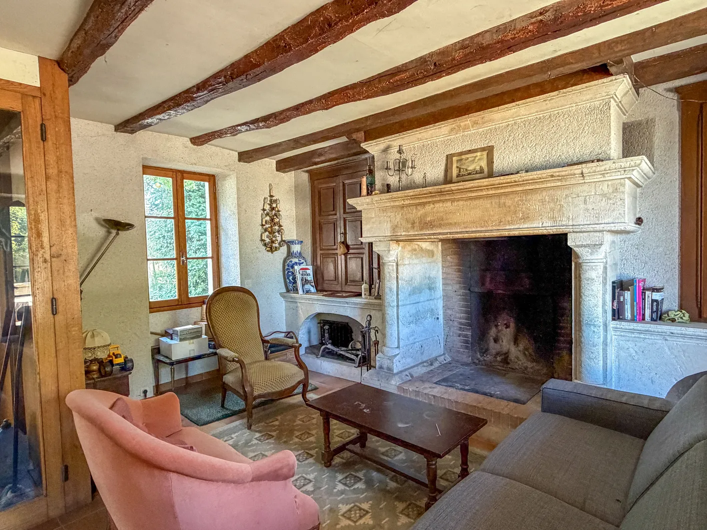 Maison de campagne à rénover avec terrain de 8 900 m² à Cœur de Causse, Lot — photo 5