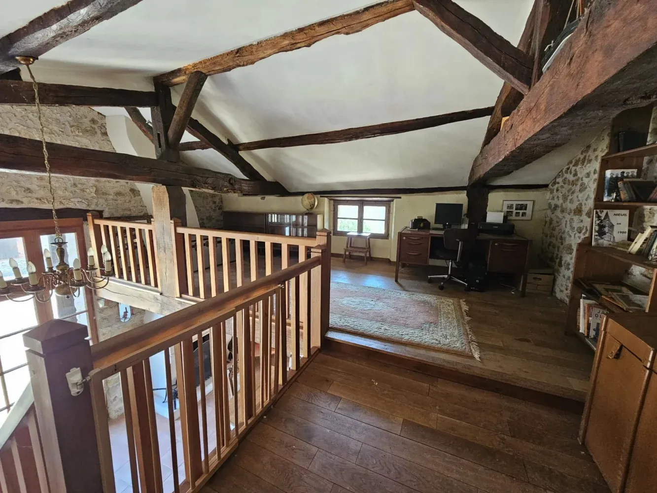 Deux granges aménagées à vendre à Nieuil, Charente, avec 3 085 m² de terrain — photo 9