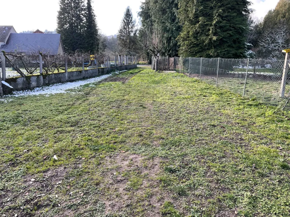 Maison de village en pierre à Arrènes, Creuse, avec jardin et dépendances — photo 2
