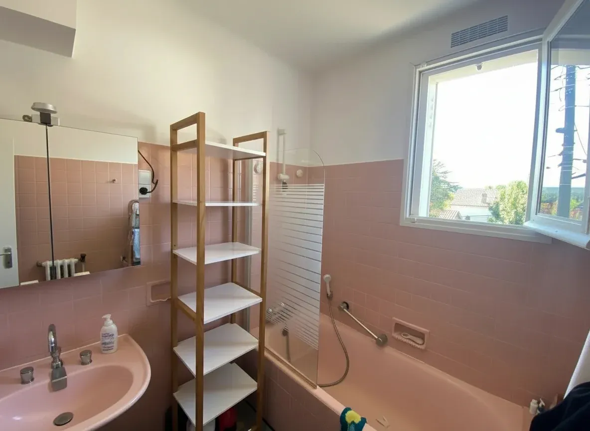 Detached house with garden in Prayssac, Lot — 88 m² on an enclosed 503 m² plot photo 7