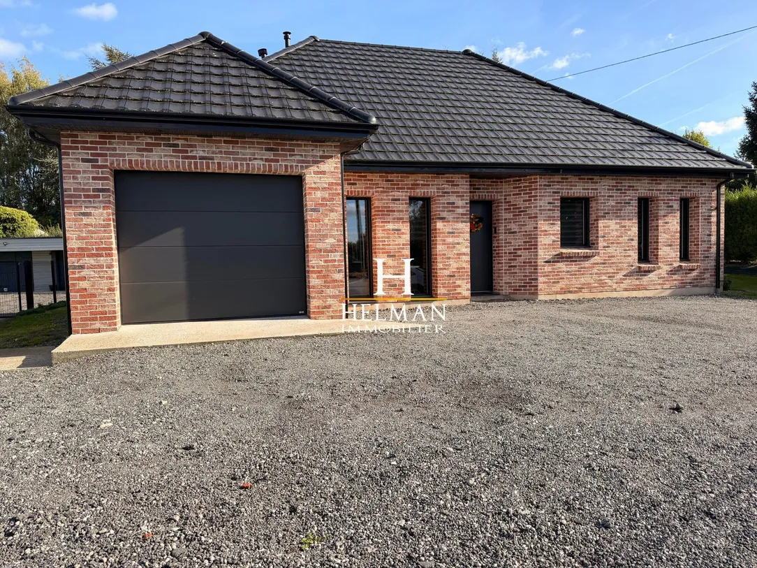 Single-Story House for Sale in Thérouanne, Pas-de-Calais, with Garden and Garage photo 8