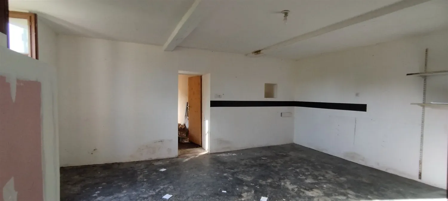 Renovated Country House with Large Garden in Bazens, Lot-et-Garonne photo 7