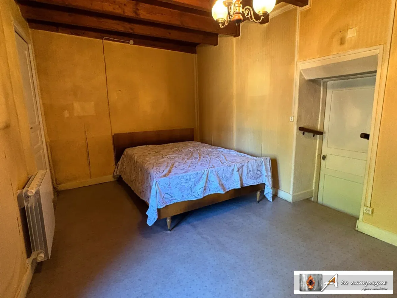 Maison de campagne à rénover avec grange à Saint-Marcel-en-Marcillat, Allier — photo 8