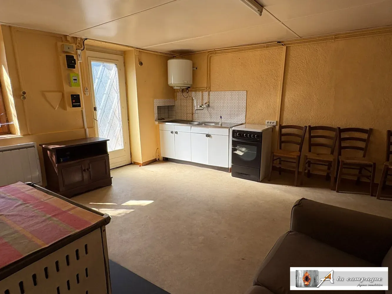 Maison de campagne à rénover avec grange à Saint-Marcel-en-Marcillat, Allier — photo 6