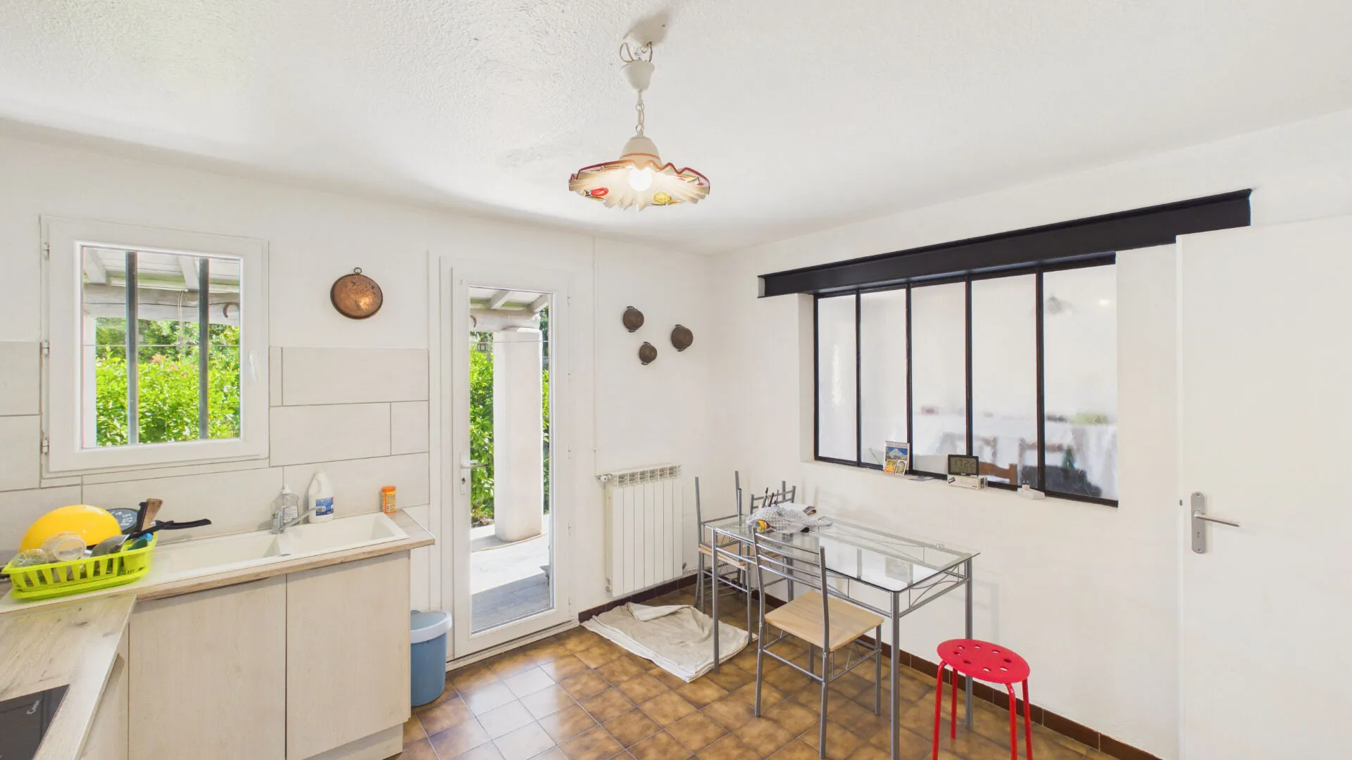 House with garden and garage for sale in Le Pontet, Vaucluse photo 3