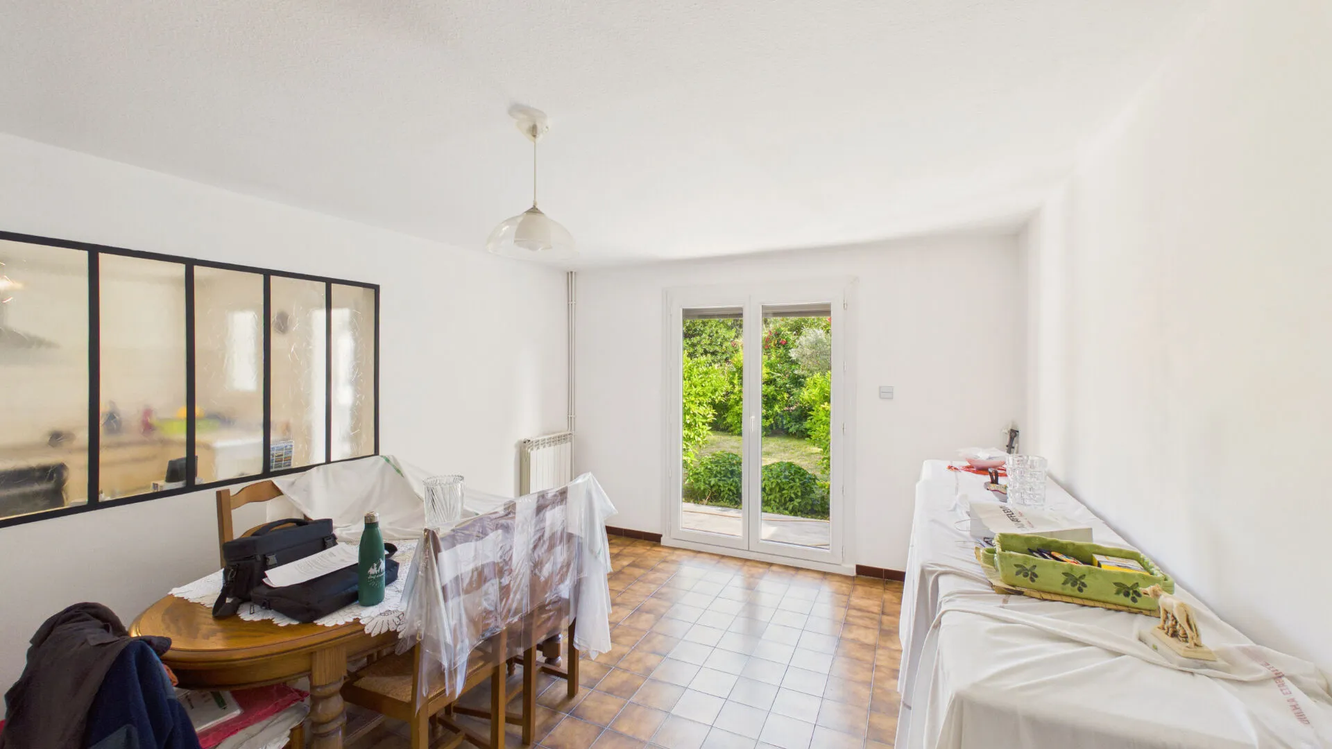 House with garden and garage for sale in Le Pontet, Vaucluse photo 2