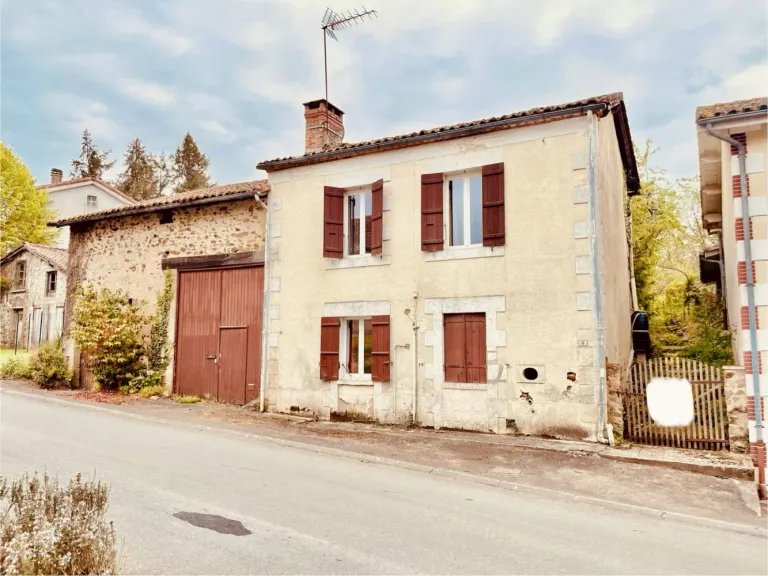 Maison en pierre à Chirac, Charente, avec jardin et dépendances Photo du bien