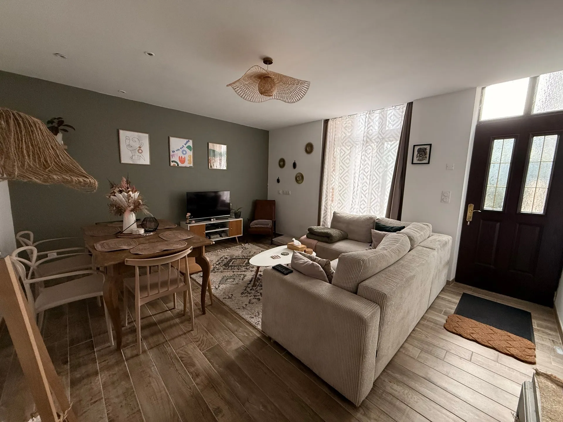 Maison de ville rénovée avec cour de 60 m² à Villeneuve-sur-Lot, Lot-et-Garonne — photo 4