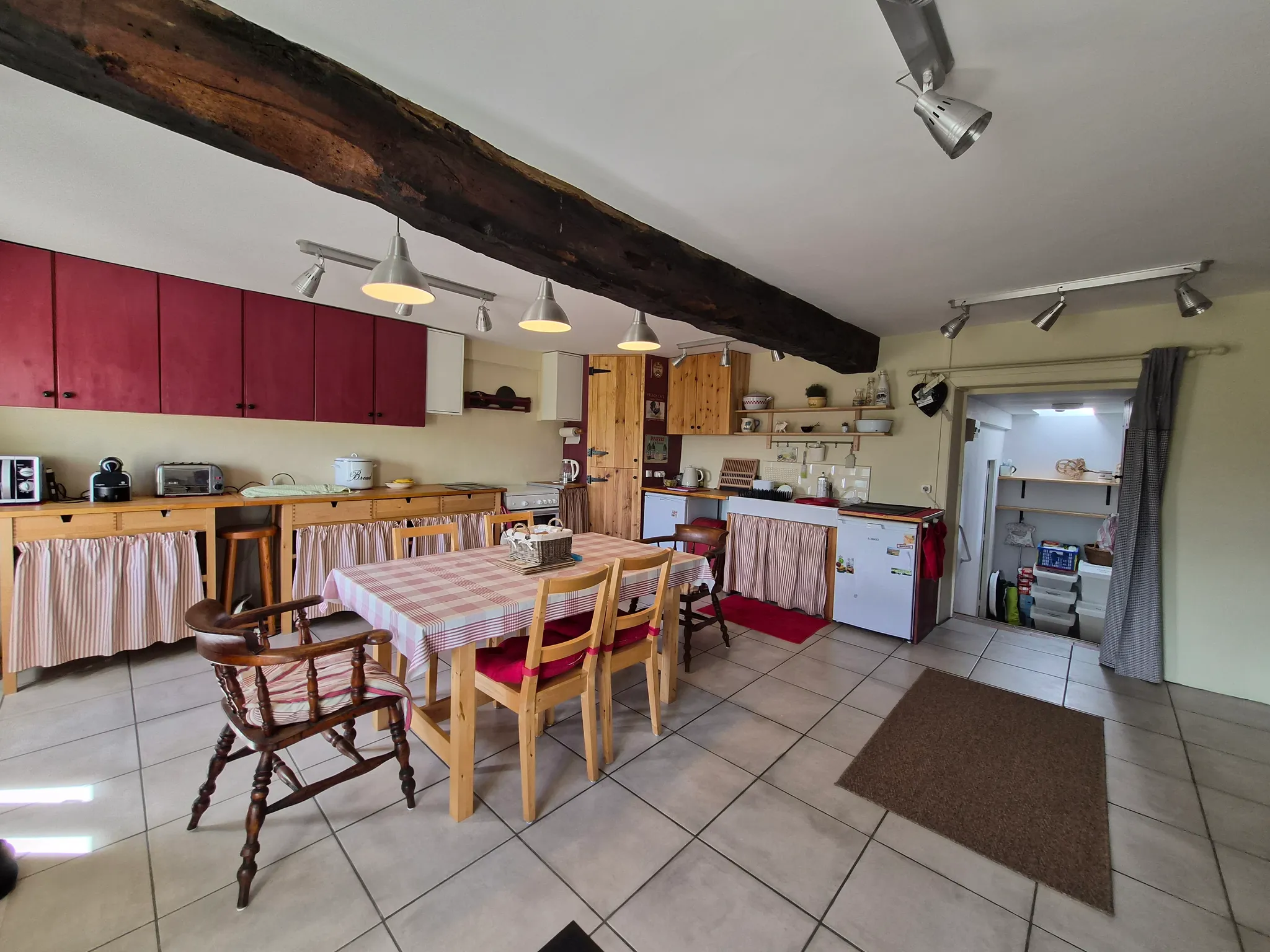 Maison de campagne en pierre avec dépendances à Désertines, Mayenne — photo 2