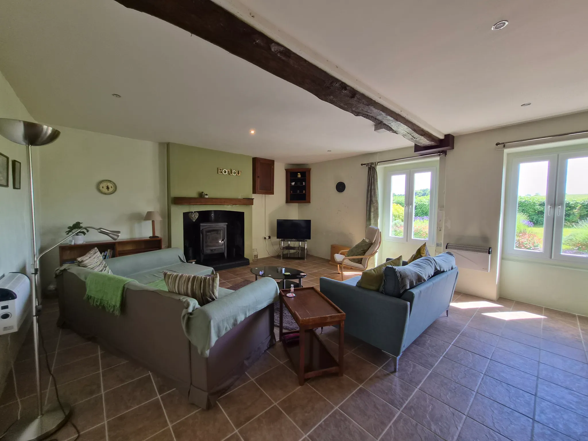 Maison de campagne en pierre avec dépendances à Désertines, Mayenne — photo 4