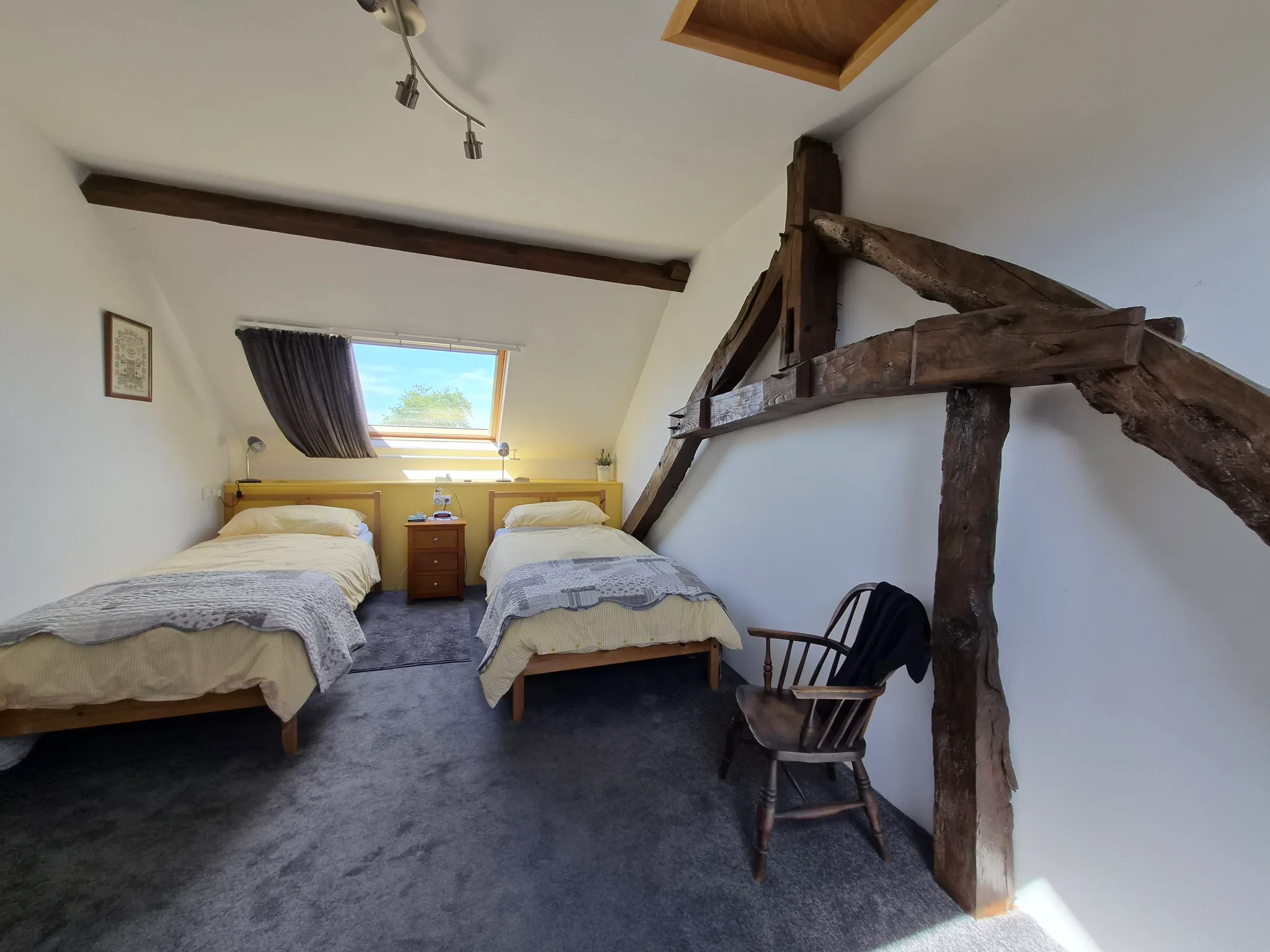 Maison de campagne en pierre avec dépendances à Désertines, Mayenne — photo 6