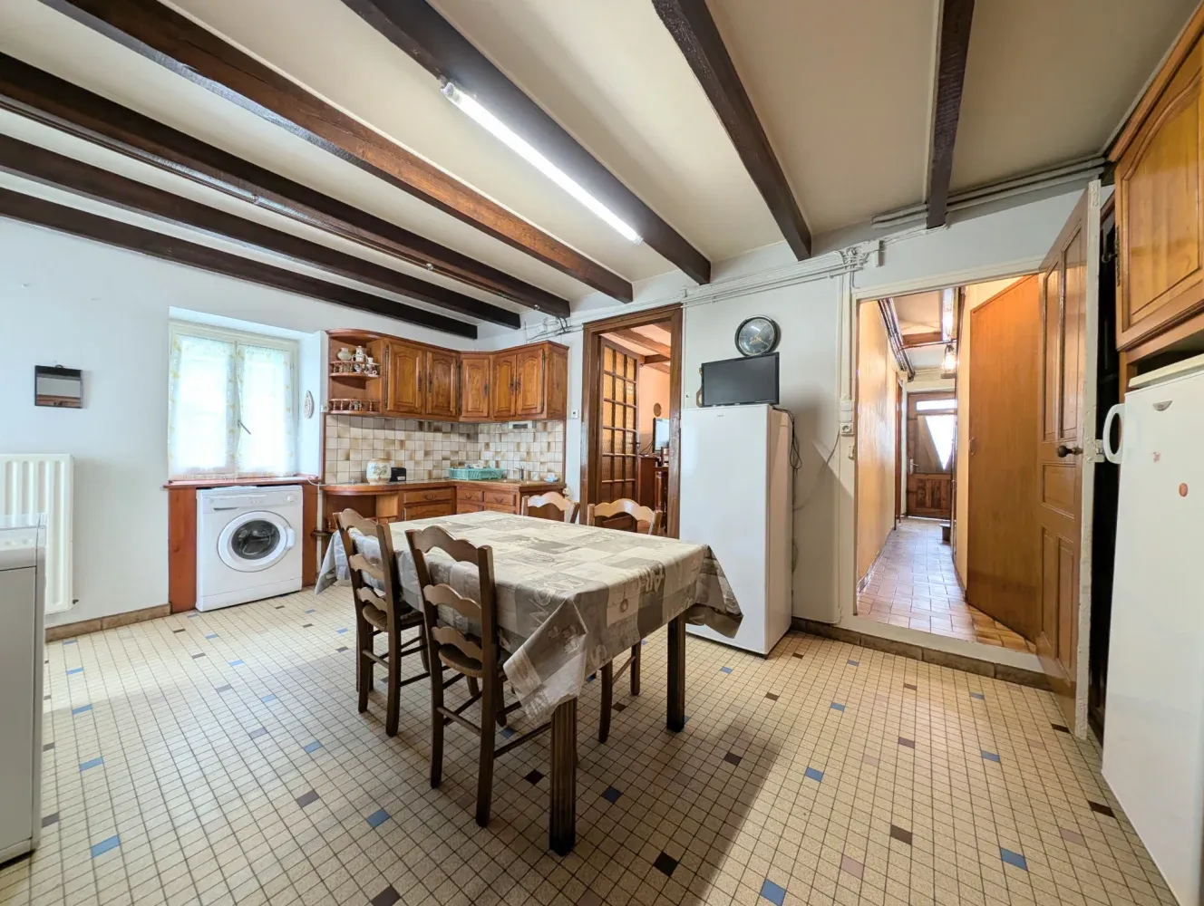 Saint-Maurice-des-Lions, Charente : maison de village et dépendance avec jardin — photo 7