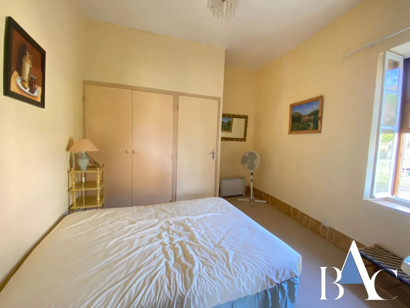 Maison de village mitoyenne à vendre à Limoux, Aude, avec trois chambres — photo 7