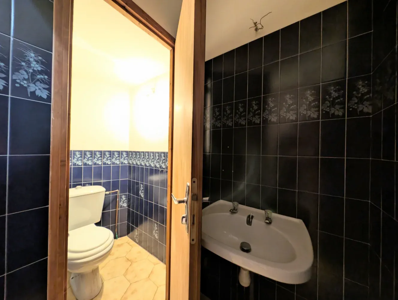 Maison de ville à rénover à Confolens, Charente : 68 m² habitables — photo 5
