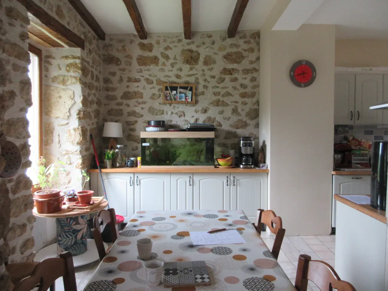 Maison de village en pierre à Chavin, Indre, avec jardin et piscine — photo 5