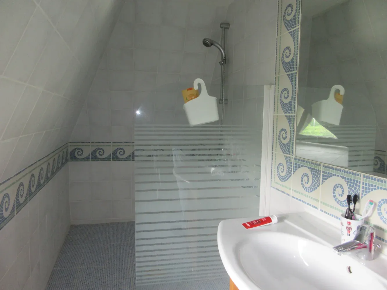 Maison de village en pierre à Chavin, Indre, avec jardin et piscine — photo 6
