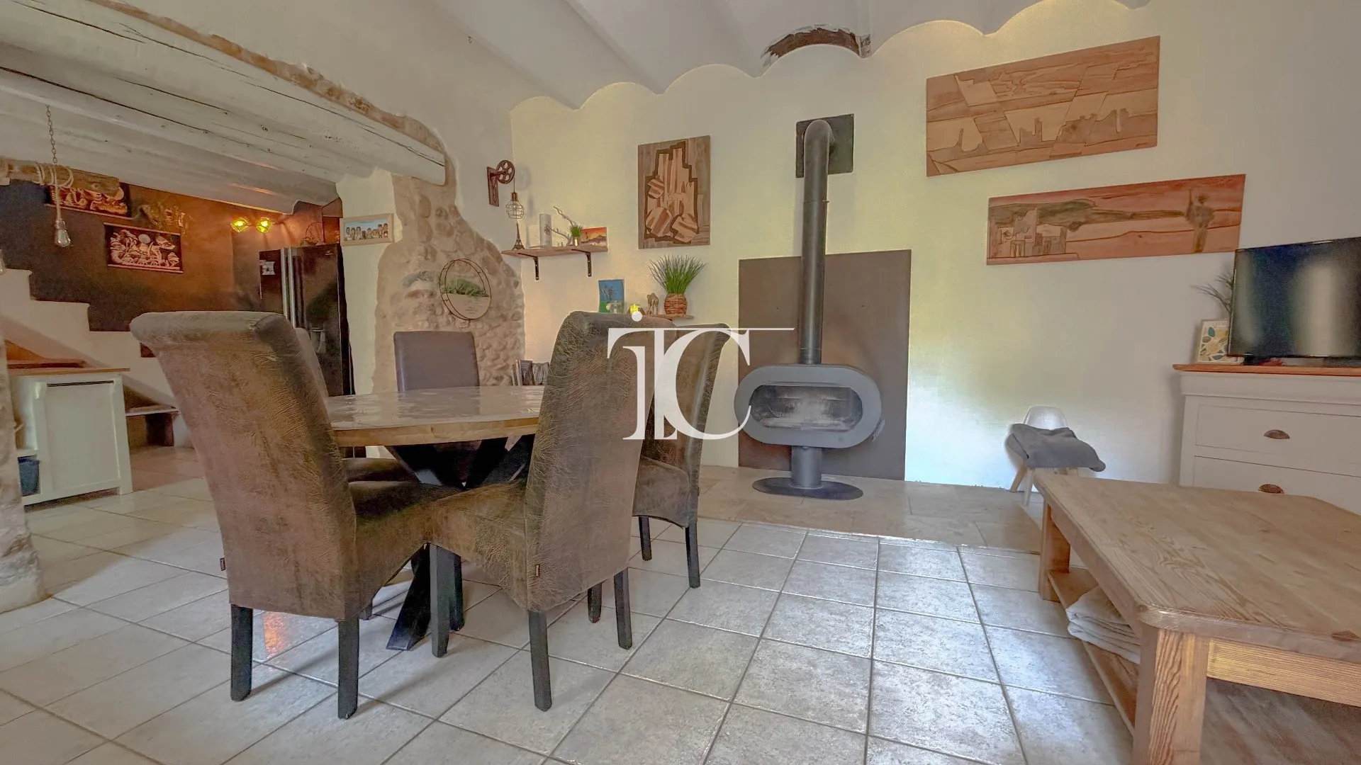 Maison en pierre à vendre à Barjac, dans le Gard, avec jardin et terrasse — photo 6