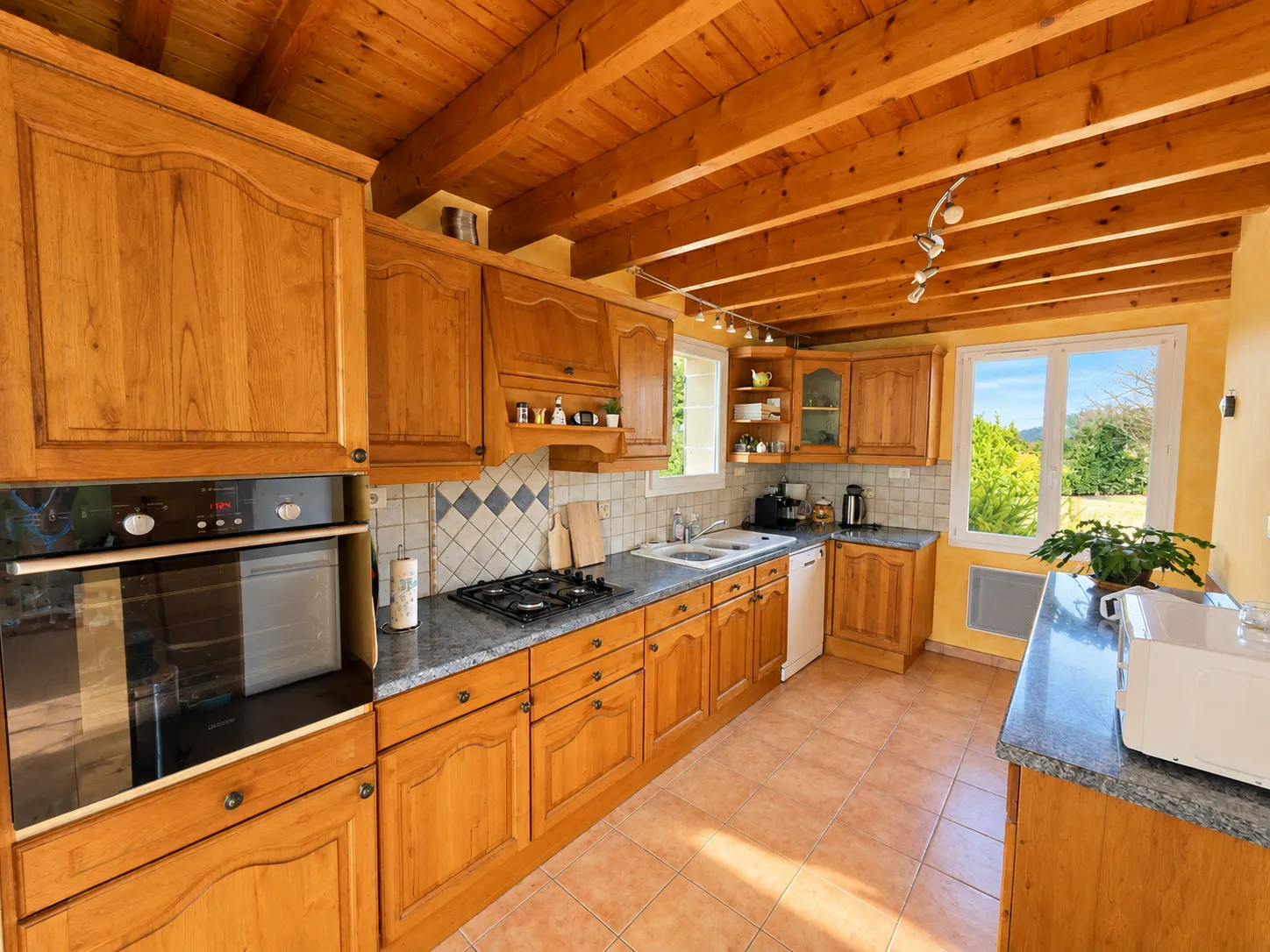 Maison de campagne à vendre à Les Essards, Charente – 119 m² et jardin de 4 165 m² — photo 5